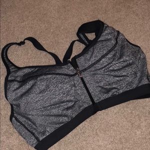 Sports bra